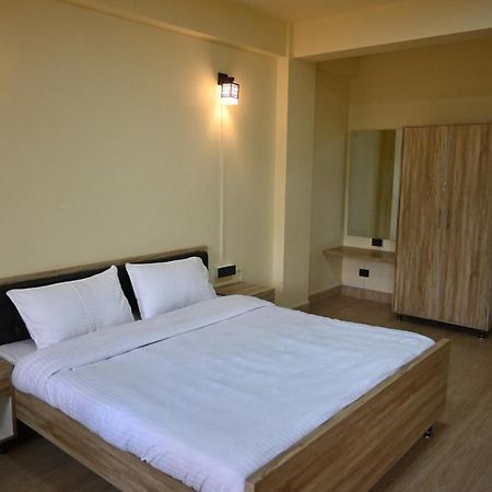 Treetops Residency 실롱 외부 사진