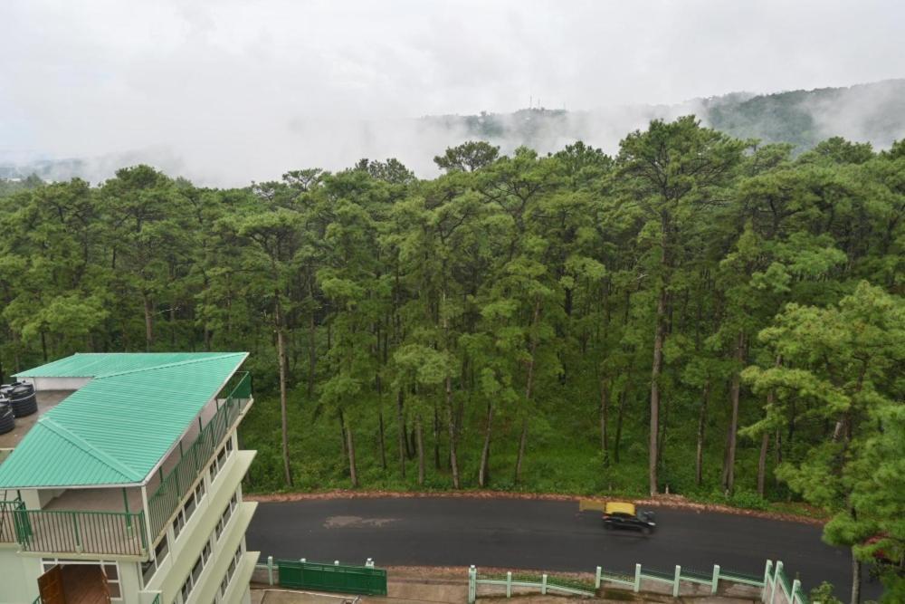 Treetops Residency 실롱 외부 사진
