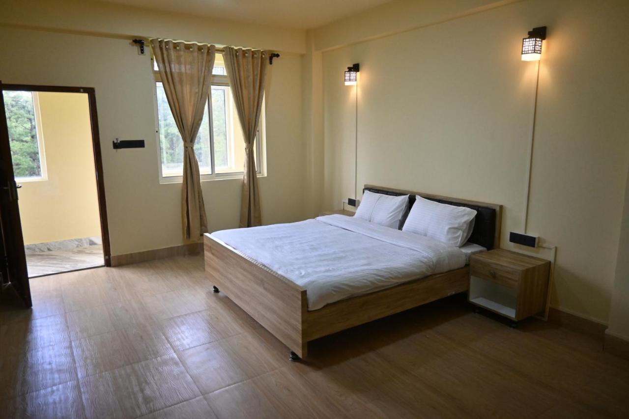 Treetops Residency 실롱 외부 사진